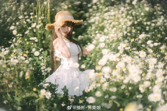 地震救援人员使用离线地图